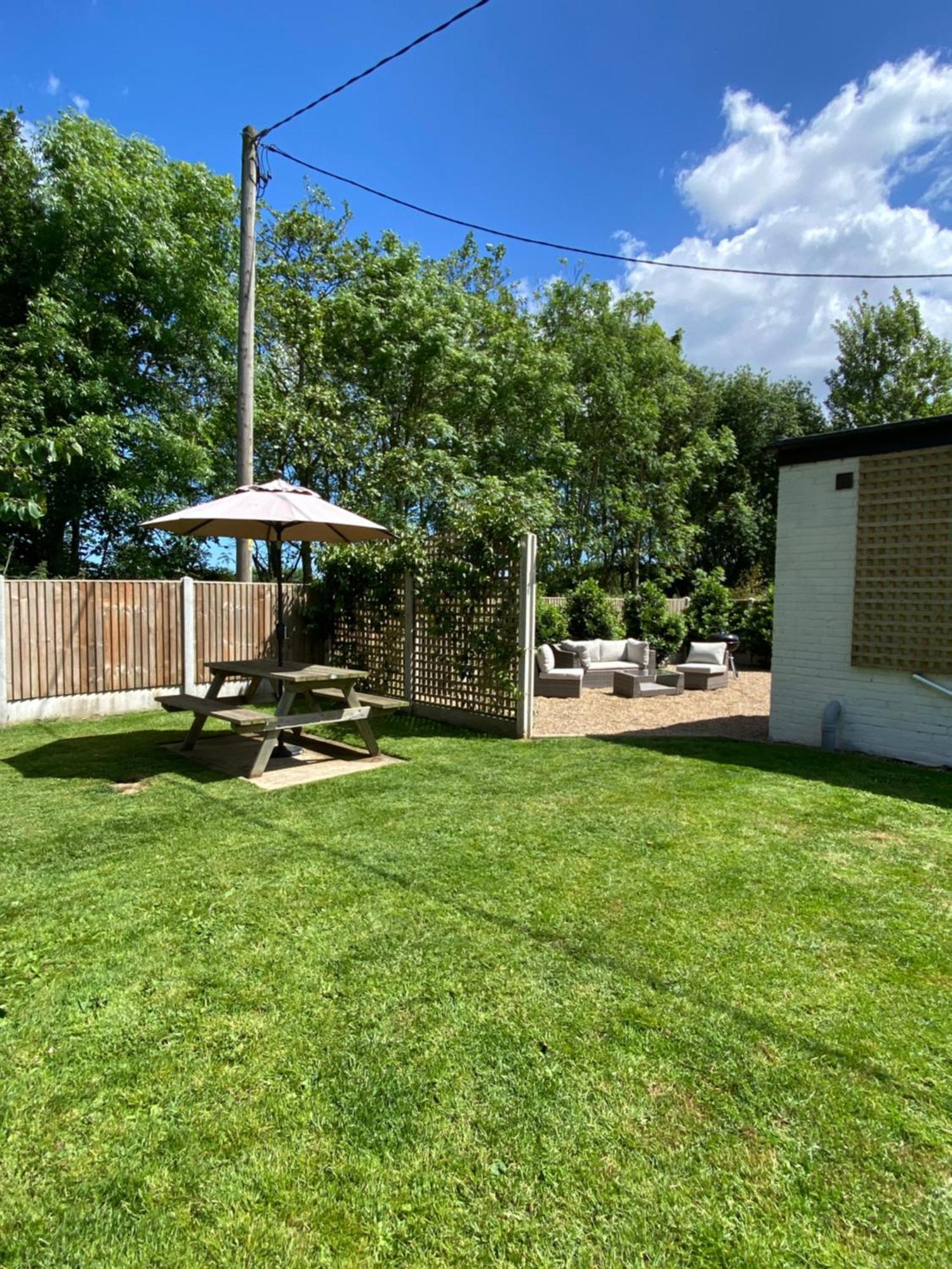 East Cottage At Walnut Farm, Waxham, Nr Sea Palling, Path To The Beach Norwich